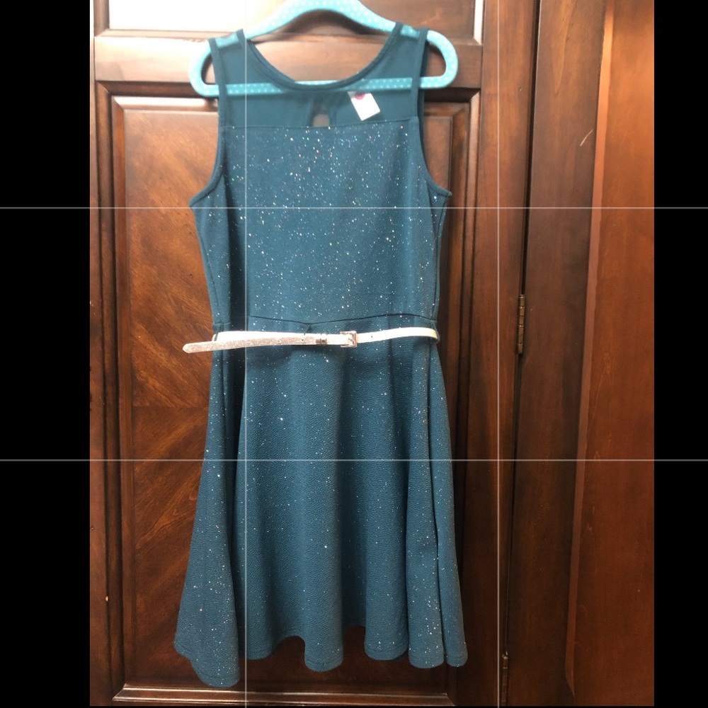 Girls cyan green blue sparkling dress w belt 👗